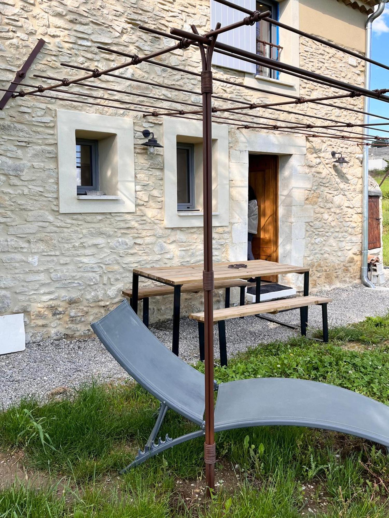 Le Petit Cabanon Provencal Mane (Alpes-de-Haute-Provence)