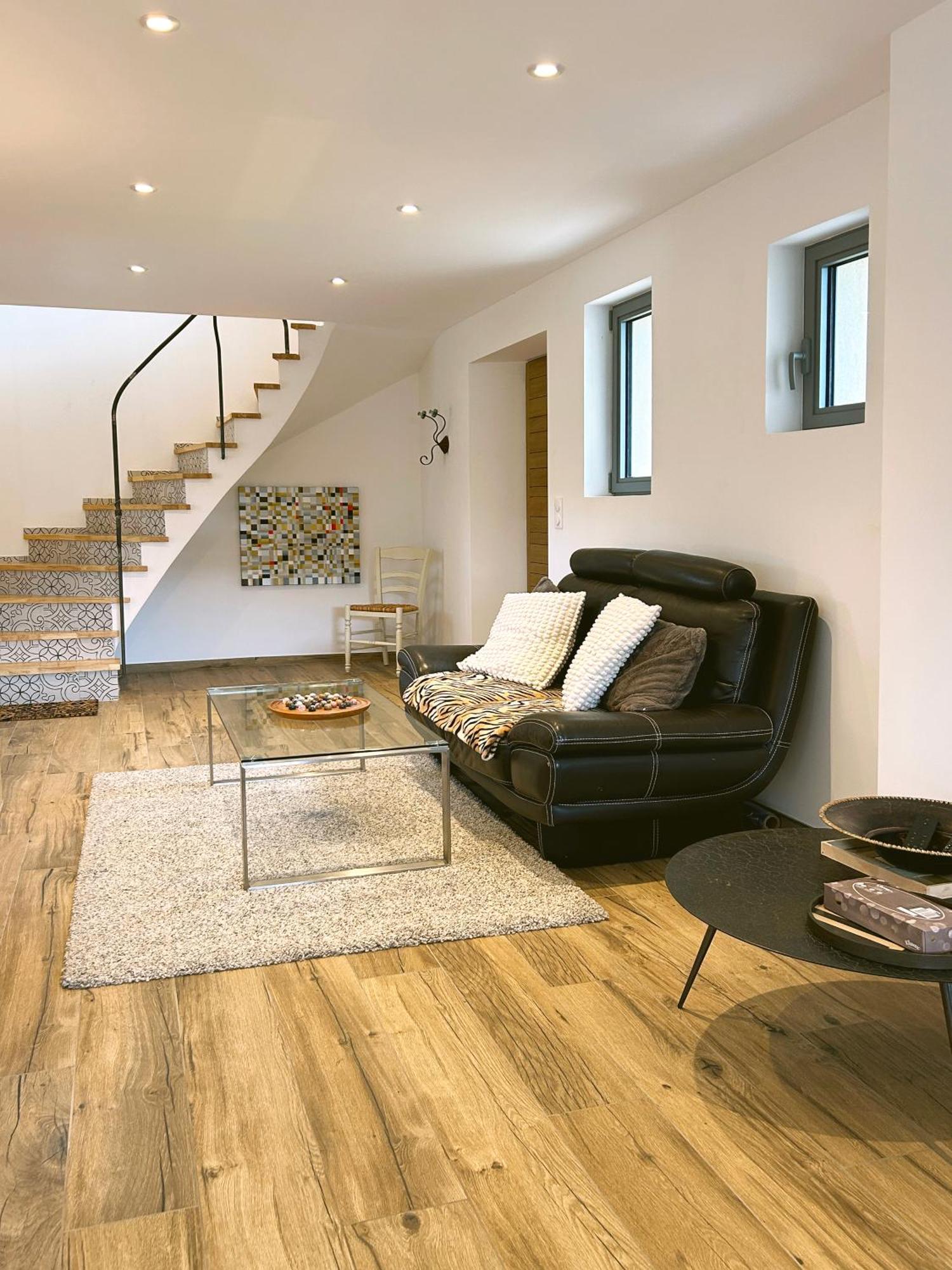Le Petit Cabanon Provencal Villa *