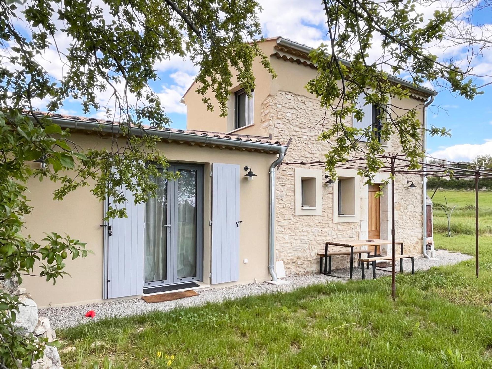 Le Petit Cabanon Provencal Villa *